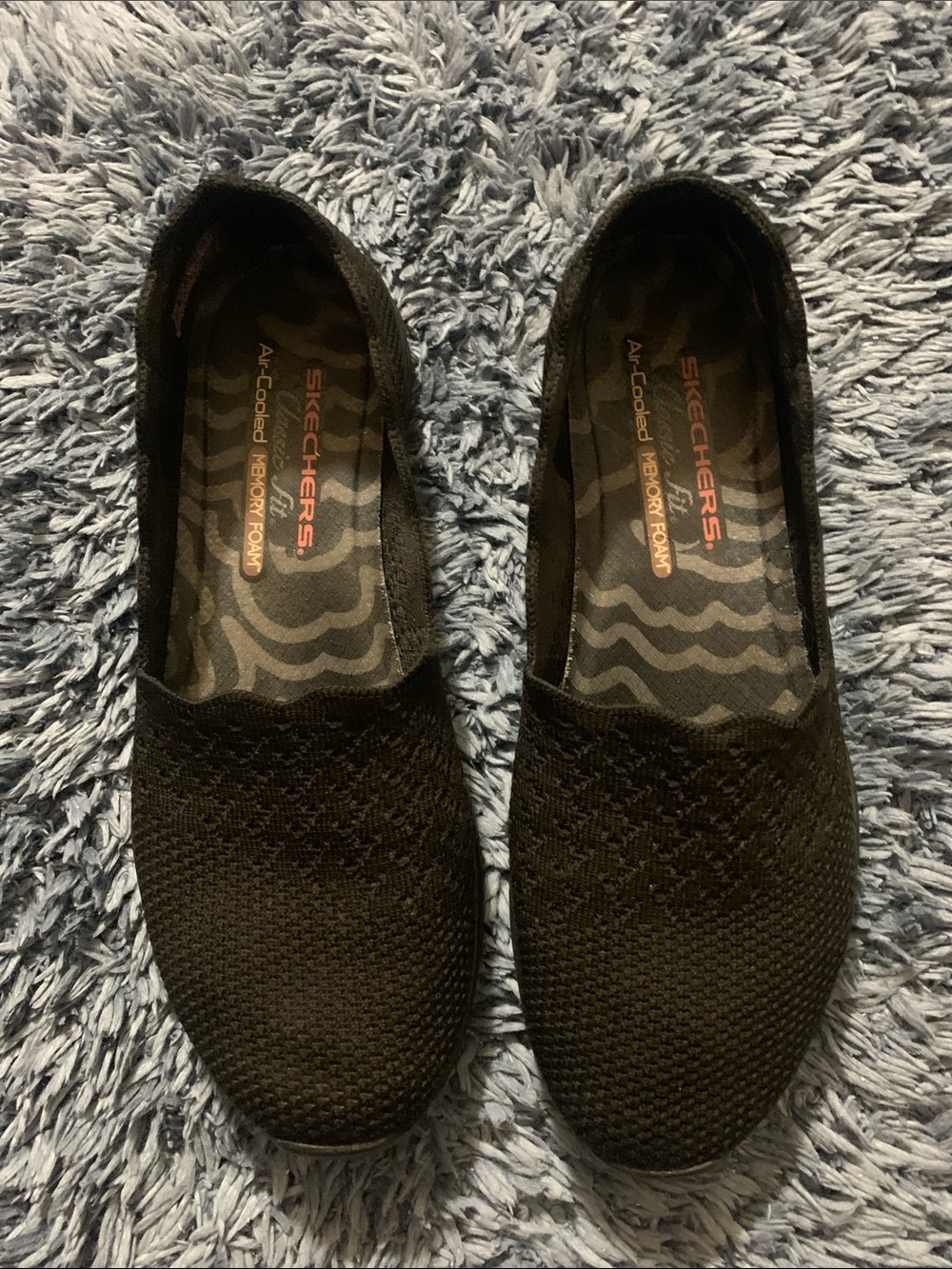 Skechers Black Knit Slip-On Flats - Picture 1 of 6